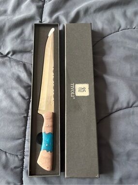 Tivoli Serrated Carving Knife with Turquoise Accent and Natural Wood Handle